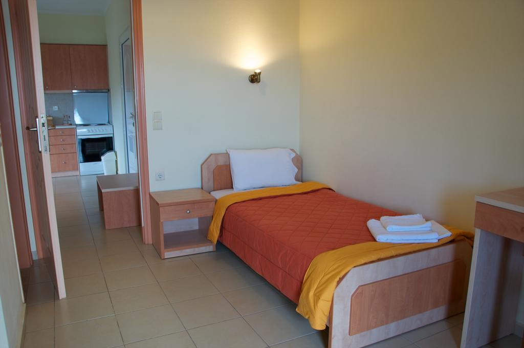 Virgin Mary Apartment Rodhákinon Ngoại thất bức ảnh