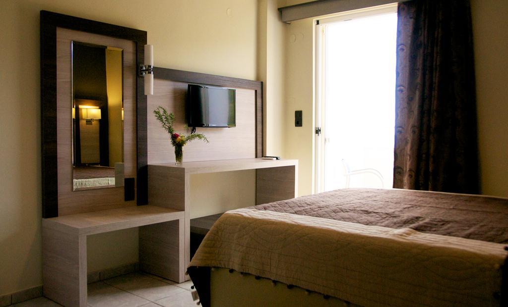 Virgin Mary Apartment Rodhákinon Phòng bức ảnh