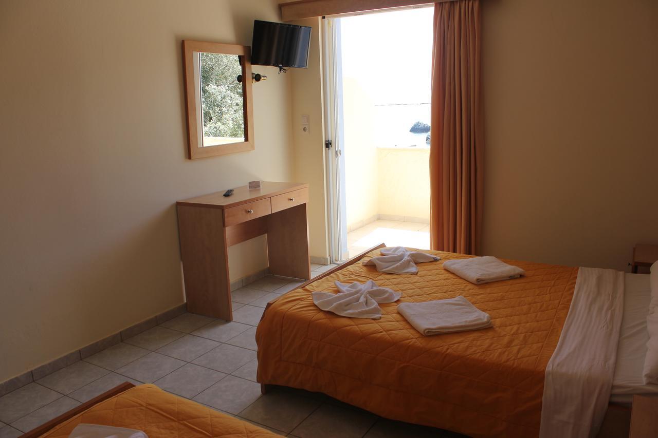 Virgin Mary Apartment Rodhákinon Ngoại thất bức ảnh