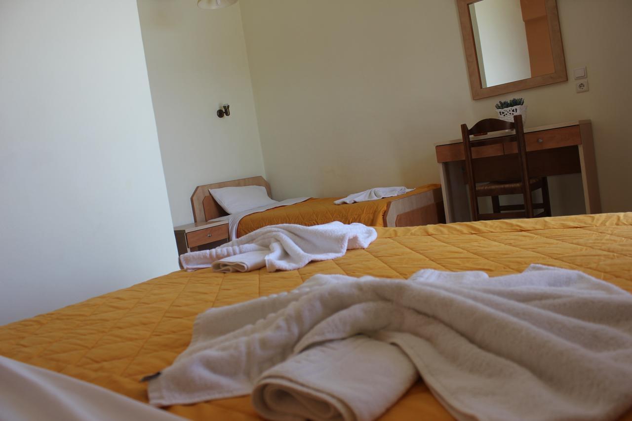 Virgin Mary Apartment Rodhákinon Ngoại thất bức ảnh