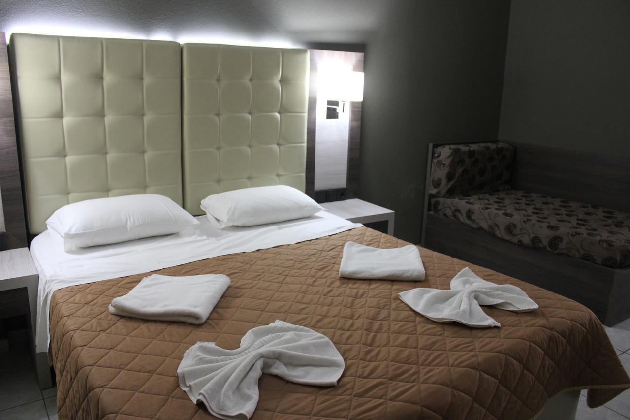 Virgin Mary Apartment Rodhákinon Ngoại thất bức ảnh